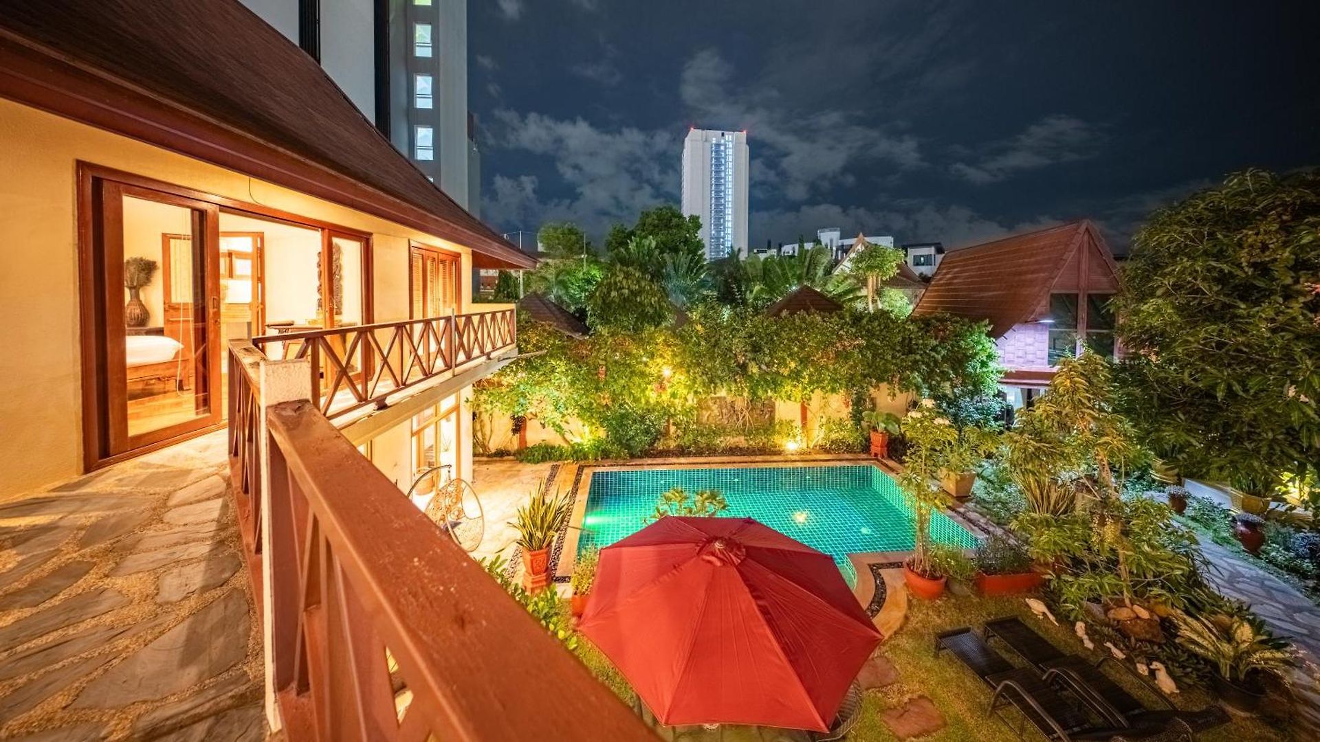 อพาร์ทเม้น Orchid House Pattaya, Totally Private Pool