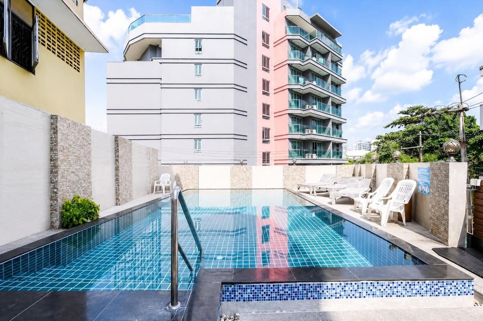 The Esse 3* Pattaya