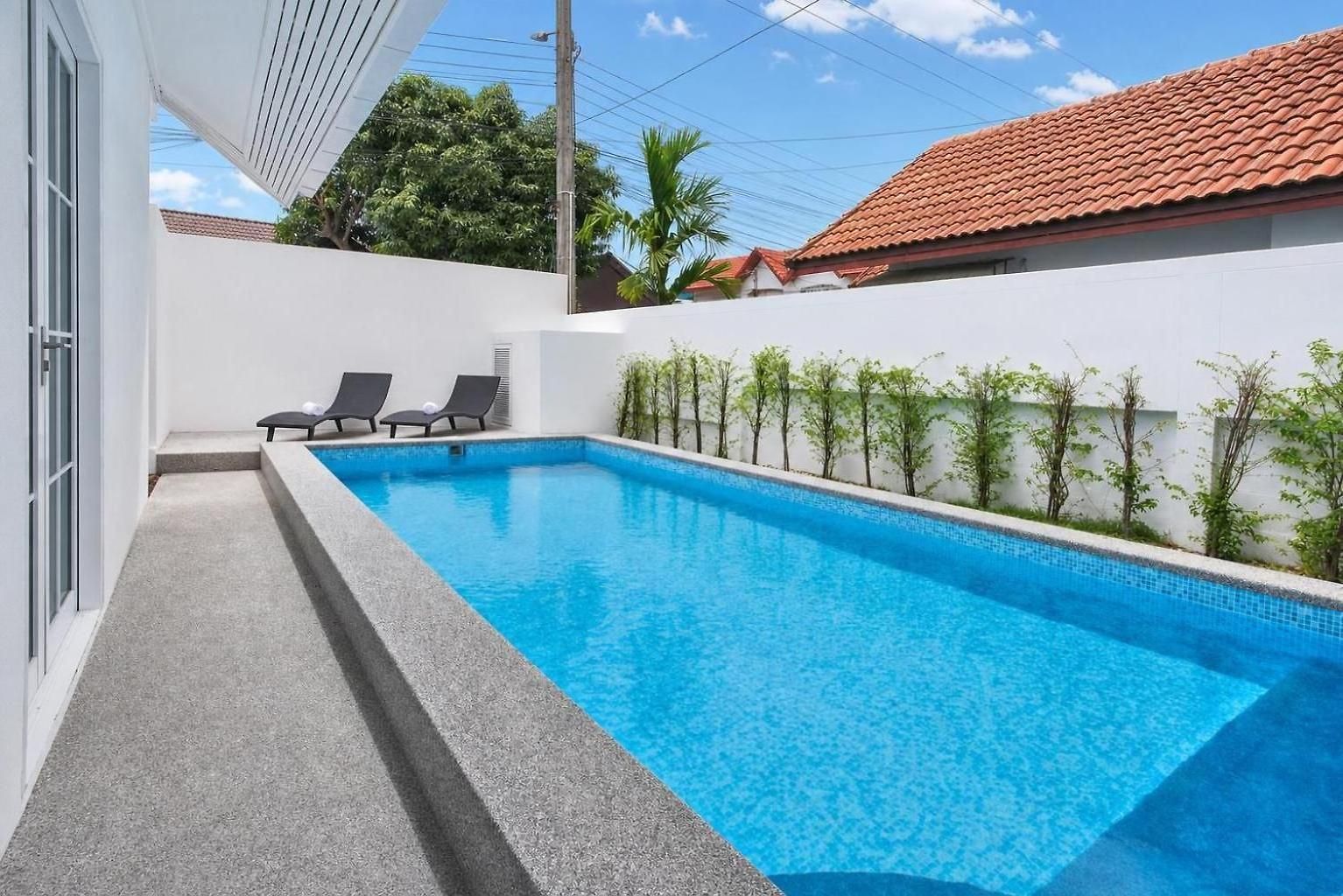 Luxury Pool Center C3- 3 Bedroom