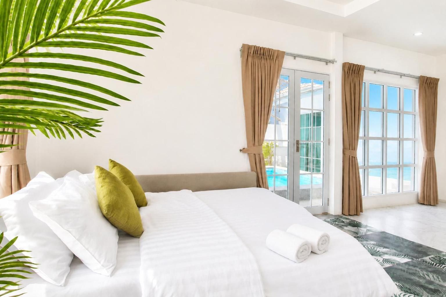 วิลล่า Luxury Pool Center C3- 3 Bedroom