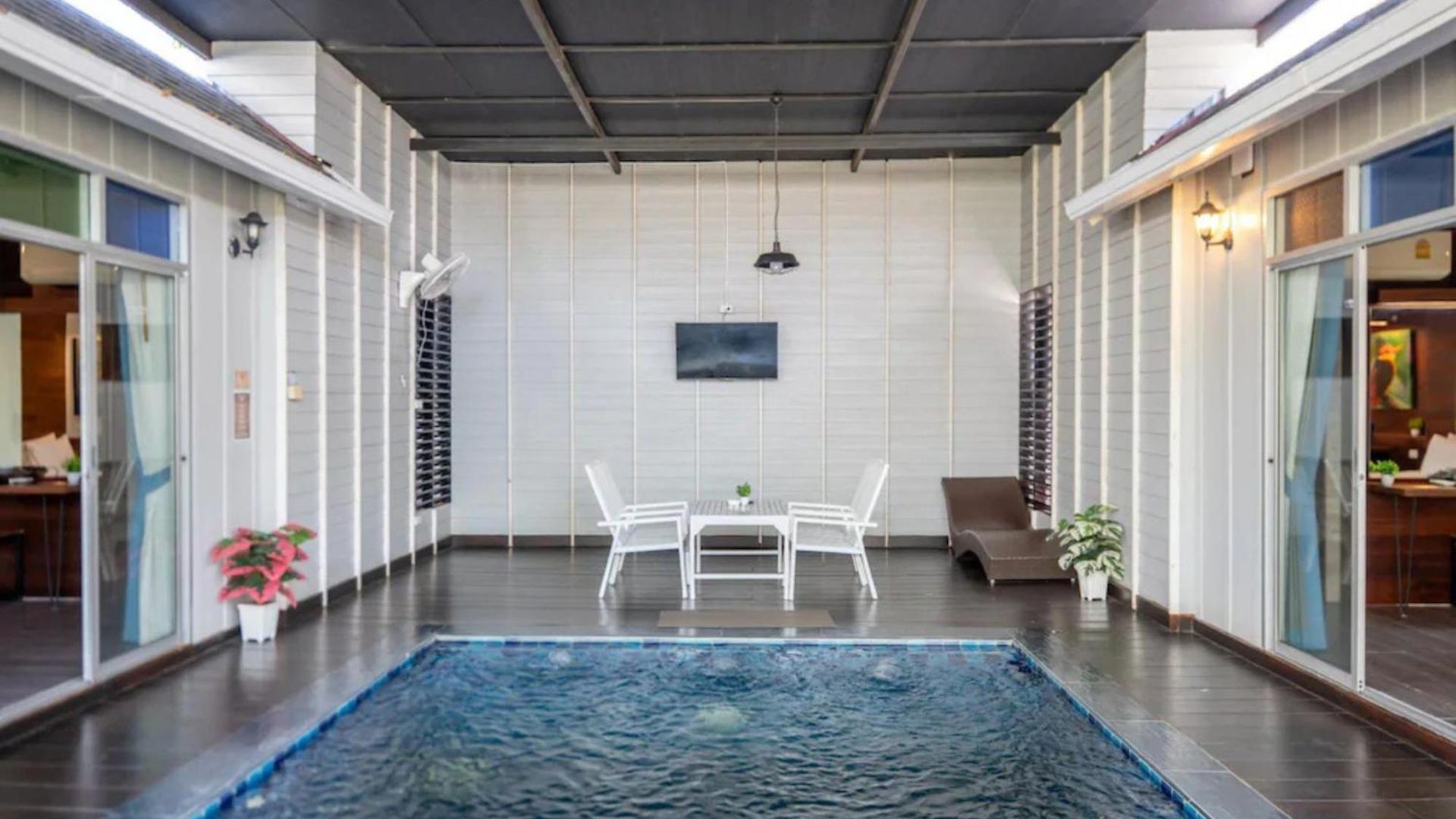 Ip Pool Pattaya