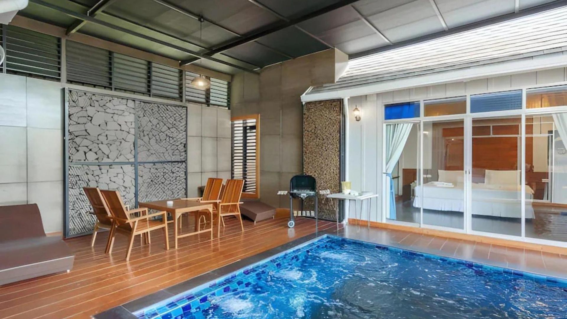 Ip Pool 3* Pattaya