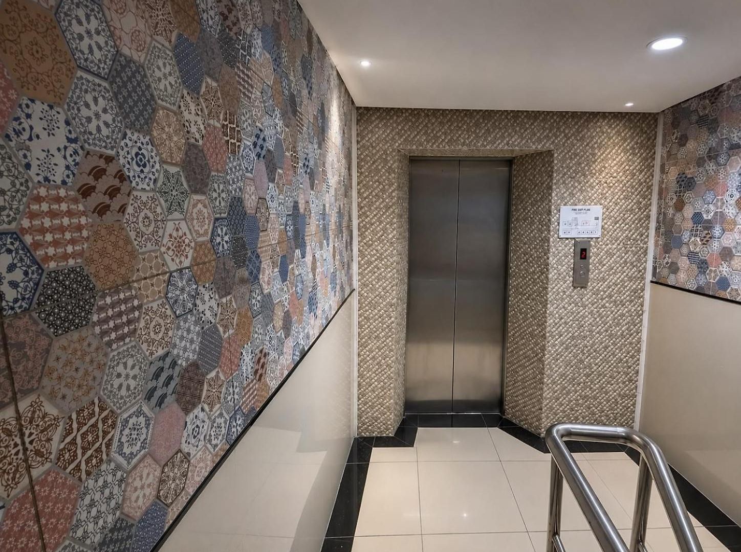 Hotel The Esse 3*