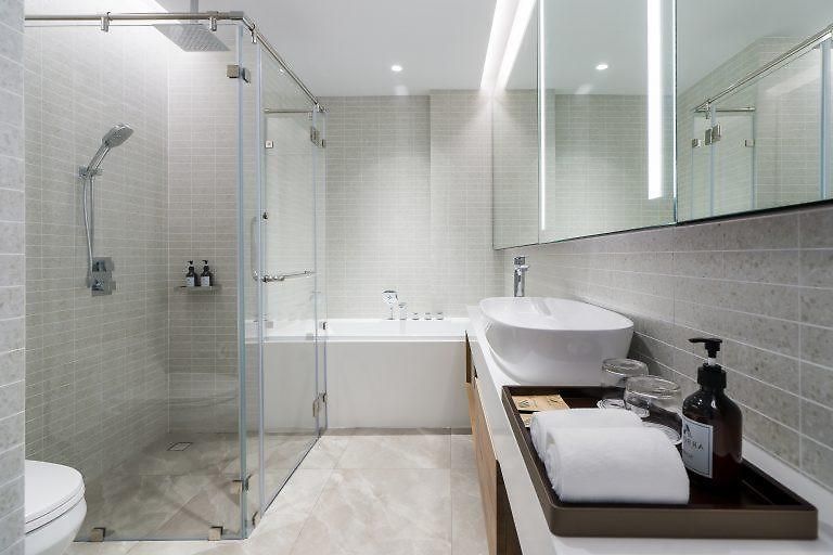 อาเบอร์ โฮเทล แอนด์ เรสซิเดนซ์ โรงแรม
