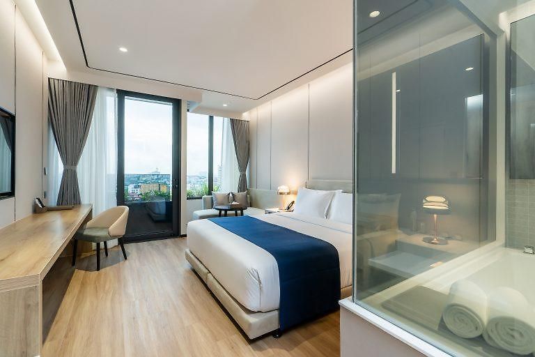 โรงแรม อาเบอร์ โฮเทล แอนด์ เรสซิเดนซ์