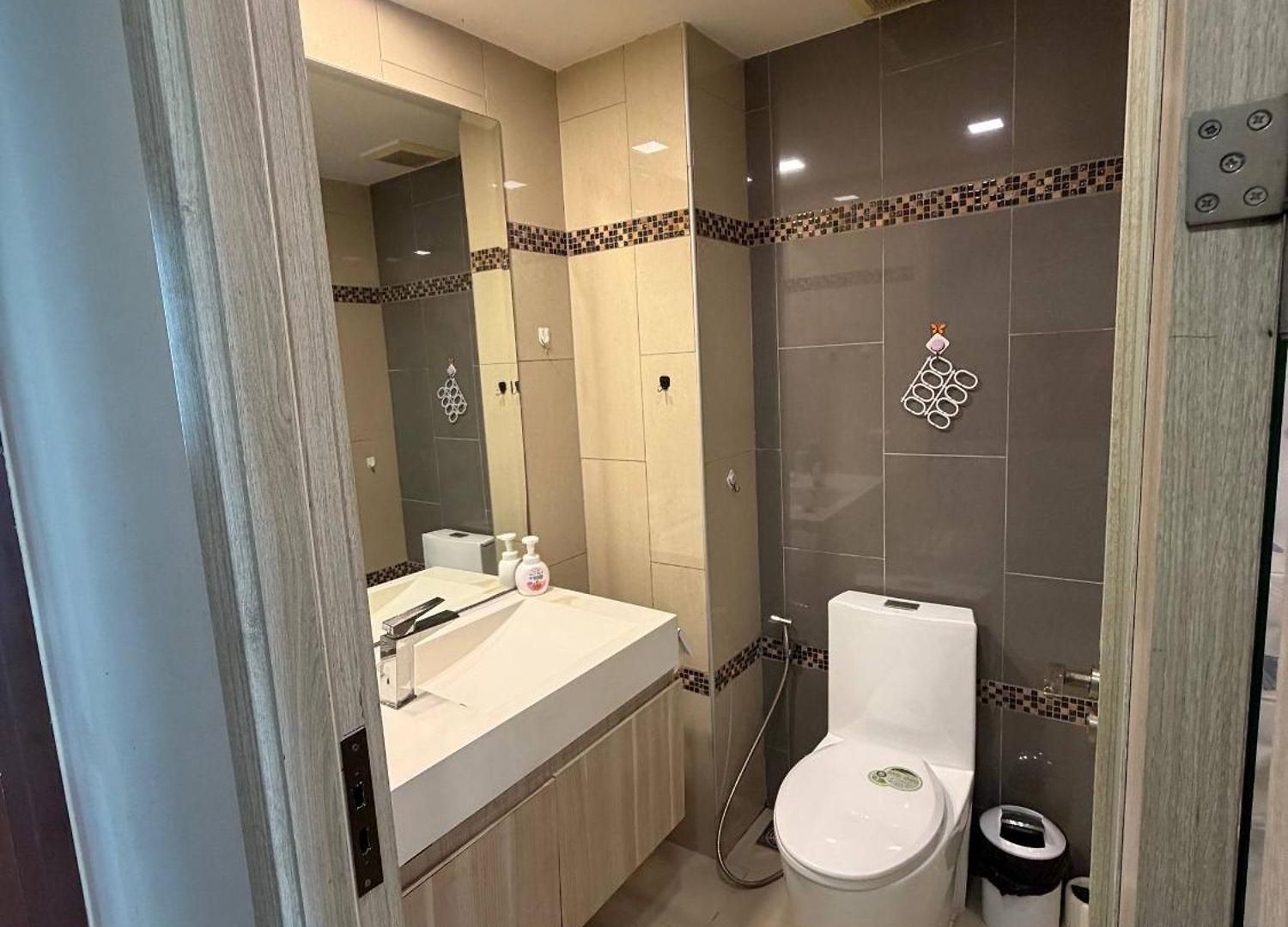 Laguna Bay 2 Apartment
