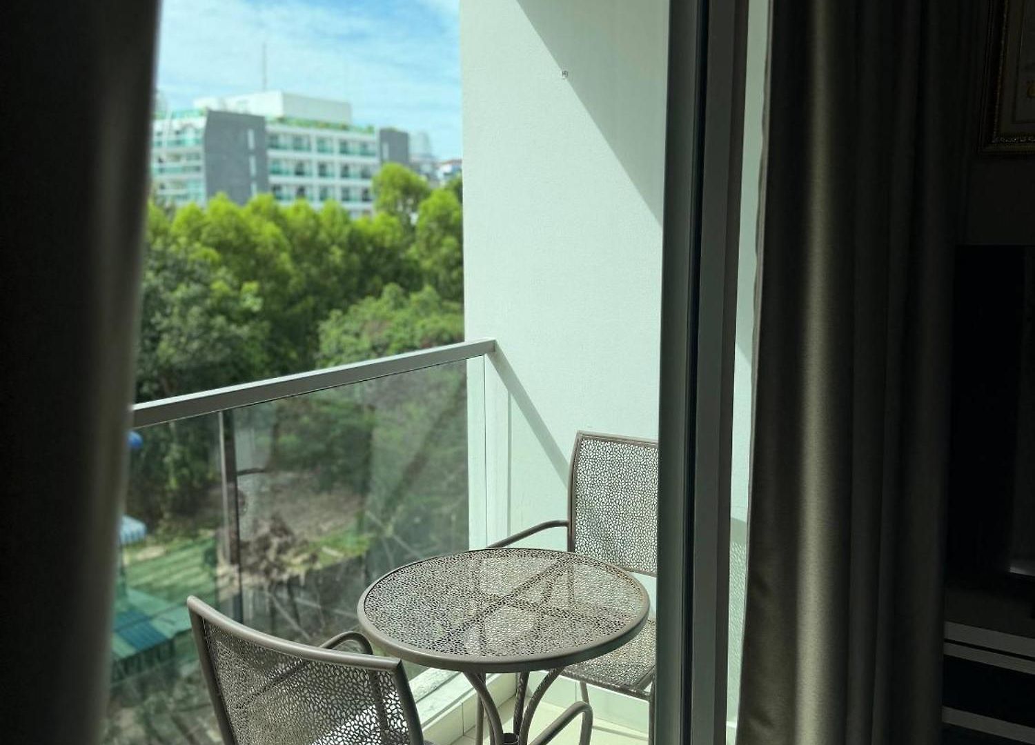 Laguna Bay 2