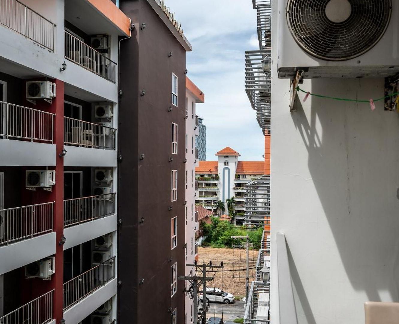 Apartment C-view By Apartwell