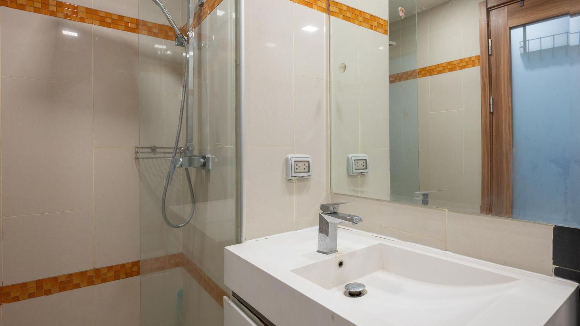 C-view By Apartwell Apartment