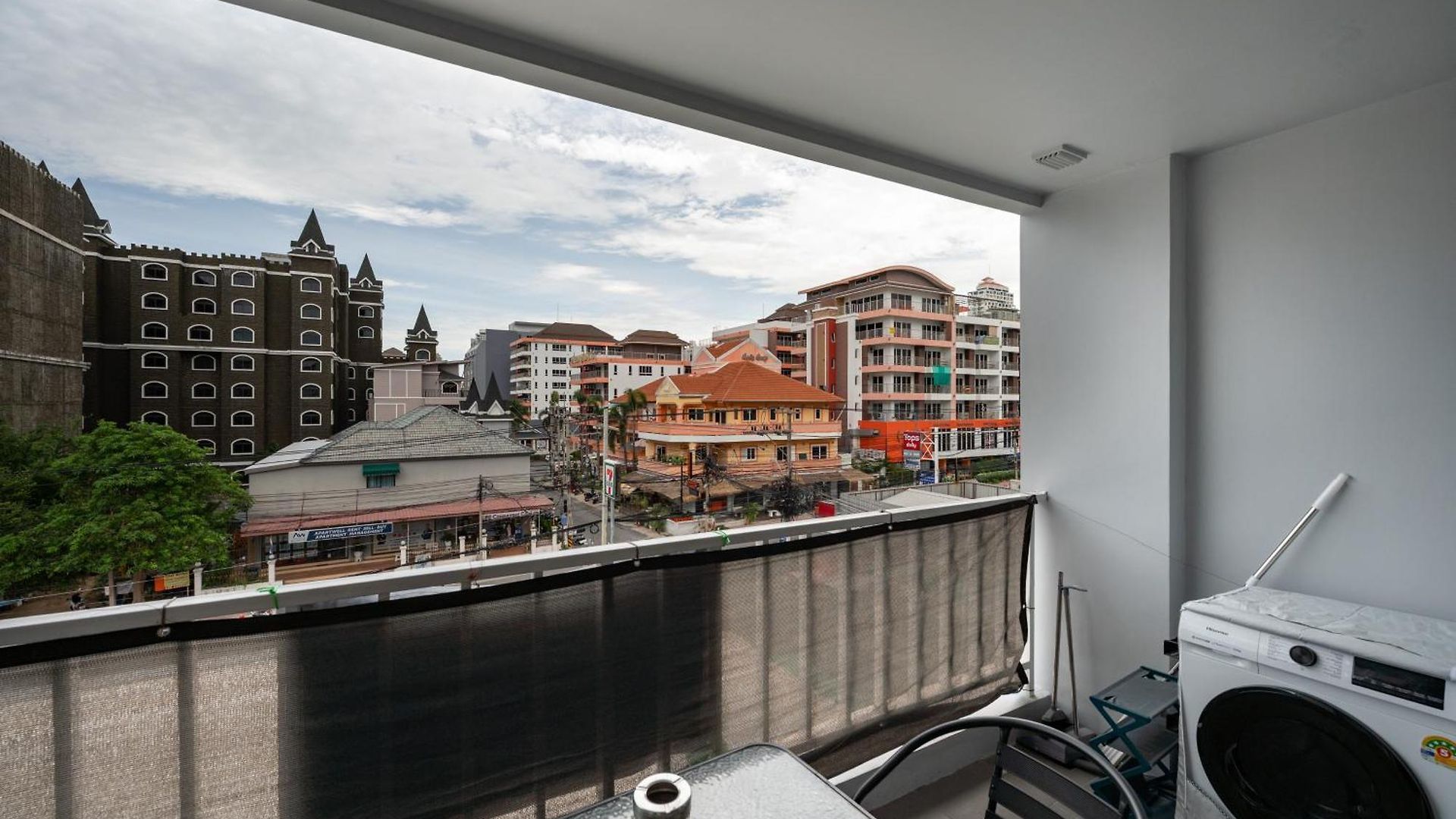 Apartment New Nordic Club 2 By Apartwell