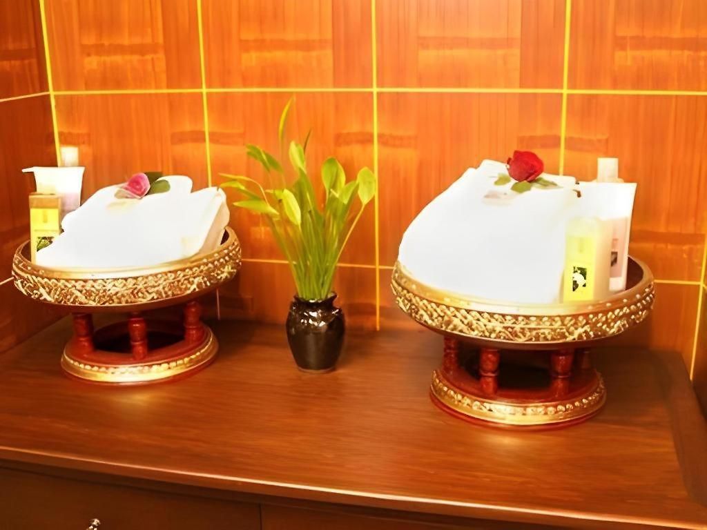 R-con 3* Pattaya