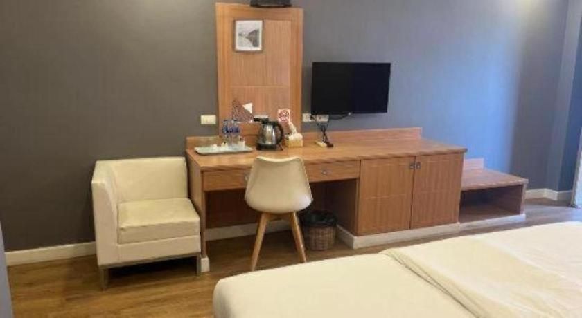 Oyo 1126 Curve Boutique Hotel