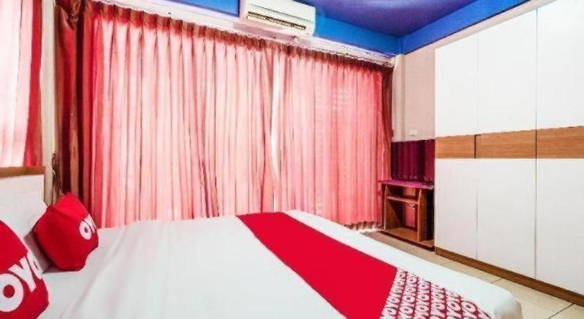 Oyo 826 Cozy 2* Pattaya