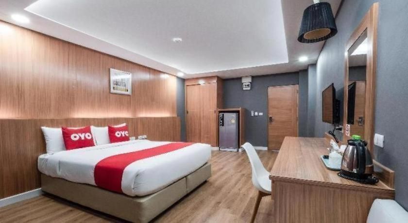 Hotel Oyo 1126 Curve Boutique 3*