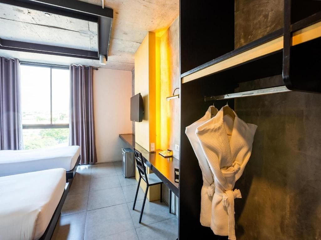 Hotel B2 South Premier
