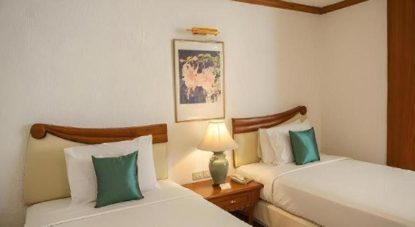 Lido Hotel 3*