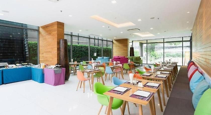 Hotel Seven Zea Chic