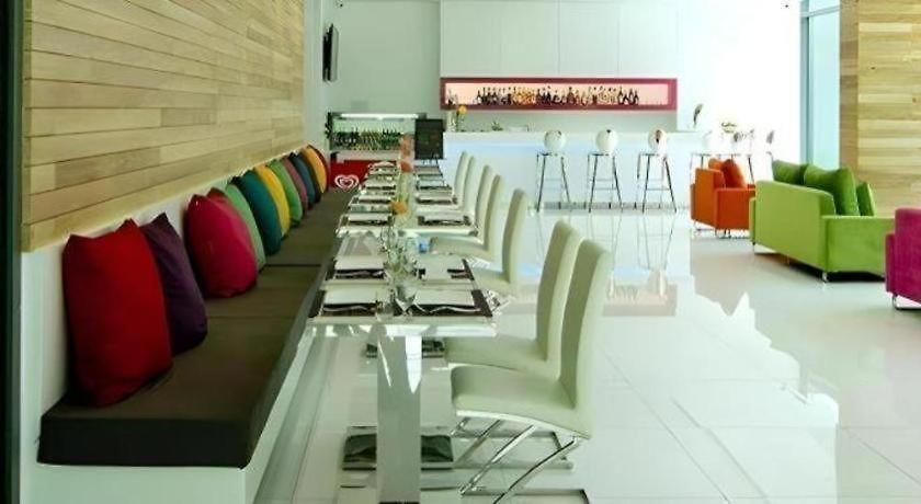 Hotel Seven Zea Chic 4*