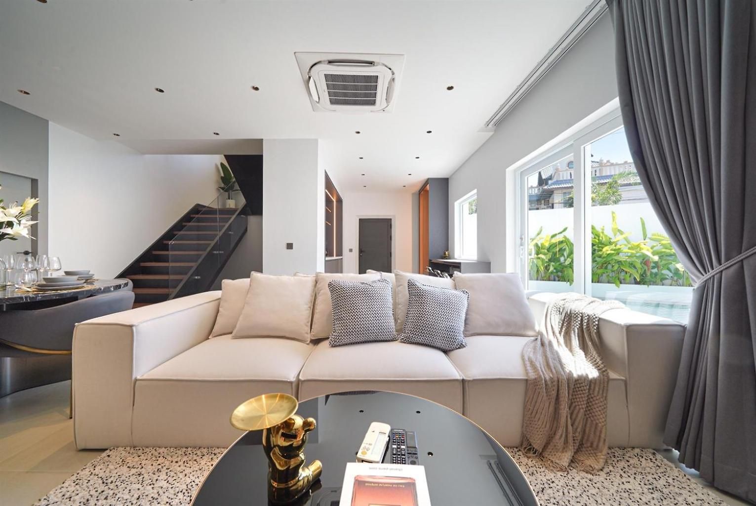 Villa New 2024 - 4br Pet-friendly Pool - Jomtien