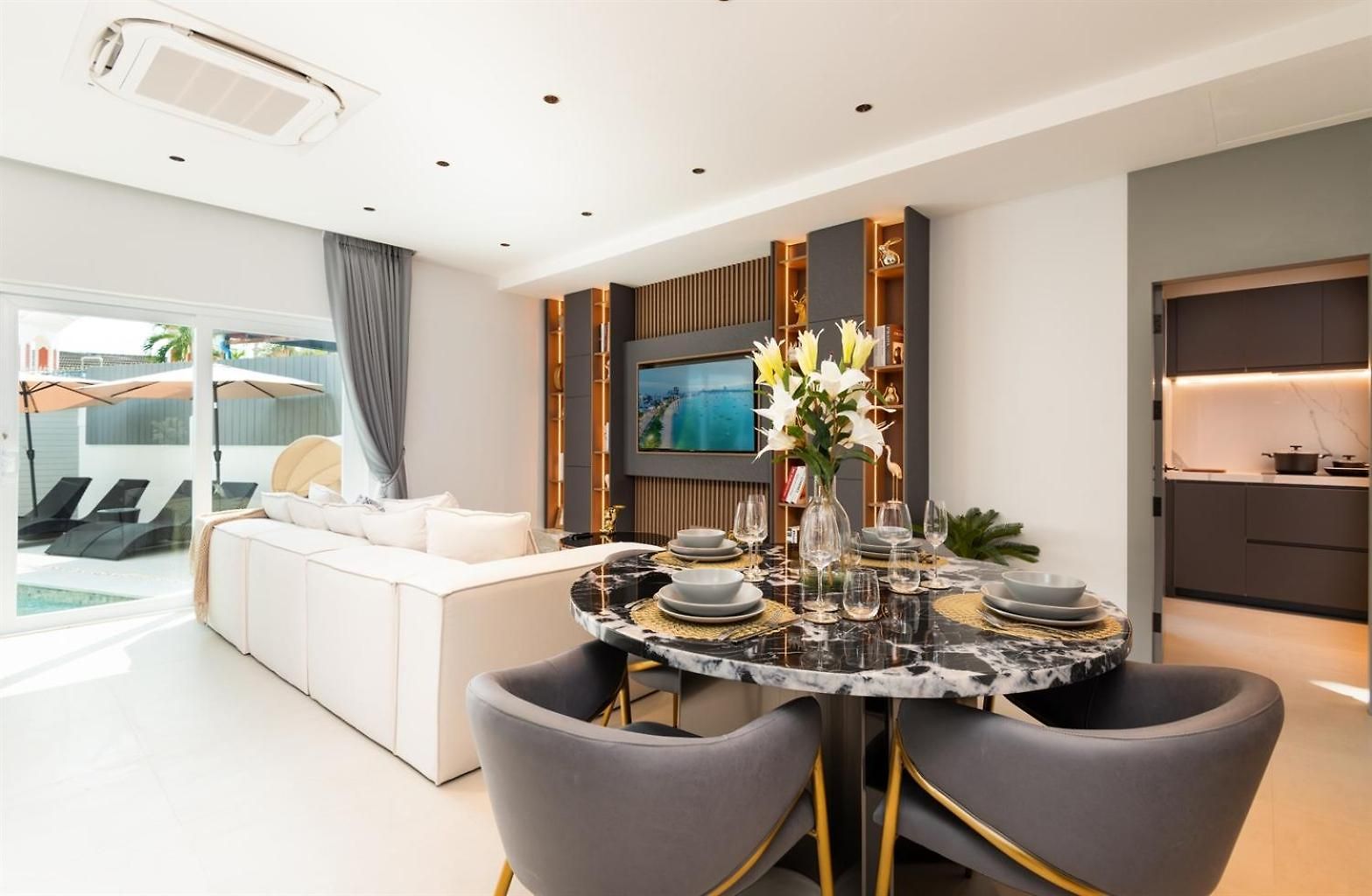Villa New 2024 - 4br Pet-friendly Pool - Jomtien Pattaya
