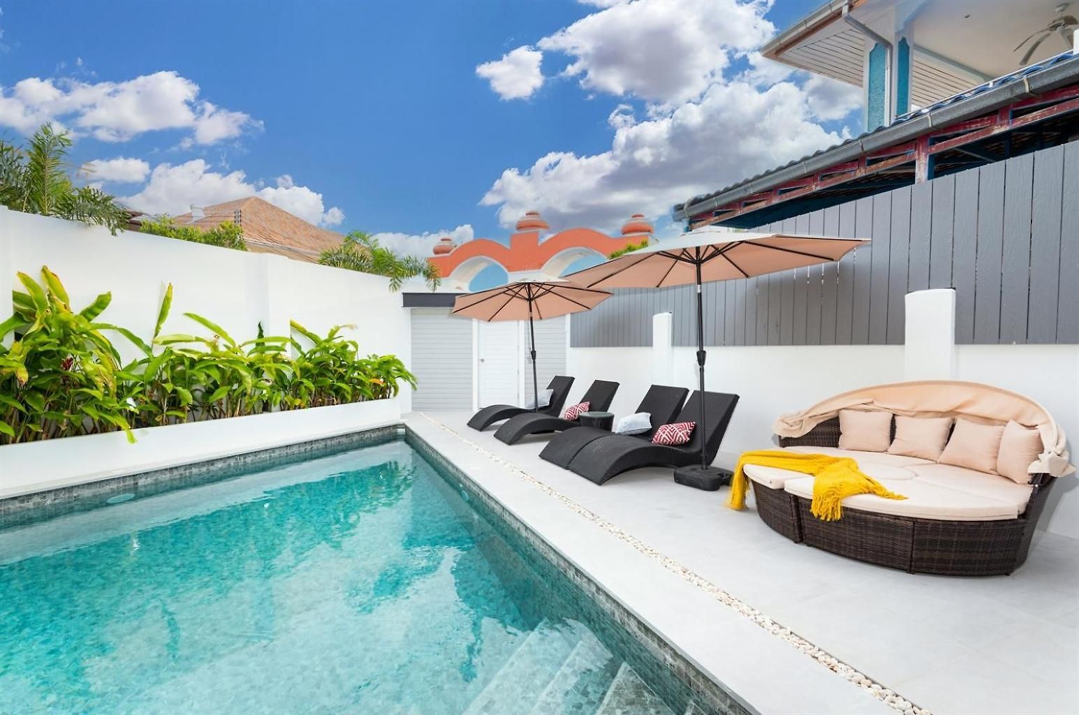 Villa New 2024 - 4br Pet-friendly Pool - Jomtien