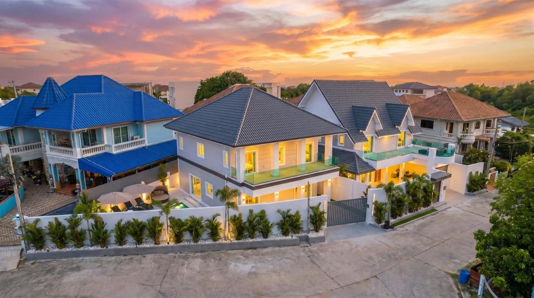 New 2024 - 4br Pet-friendly Pool - Jomtien *