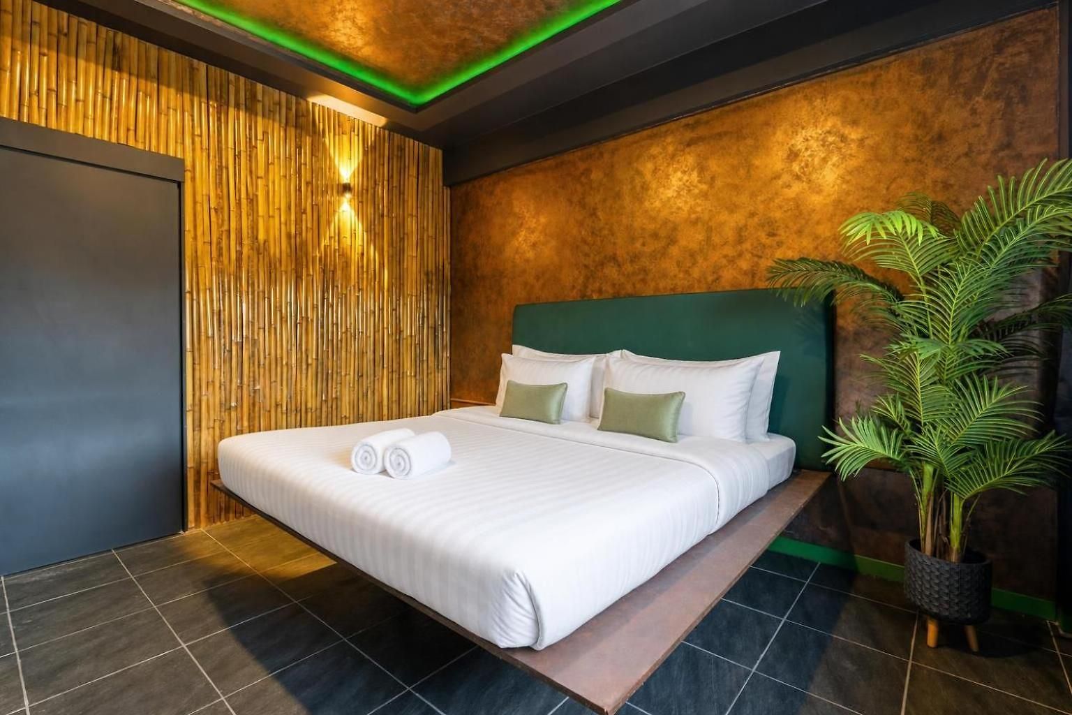 The Jungle Khophai Center 5 Bedroom * Pattaya