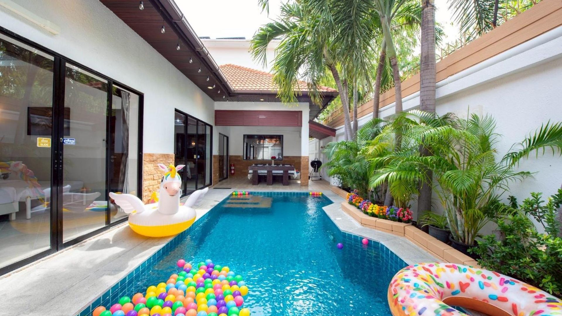 Villa Mm Pool