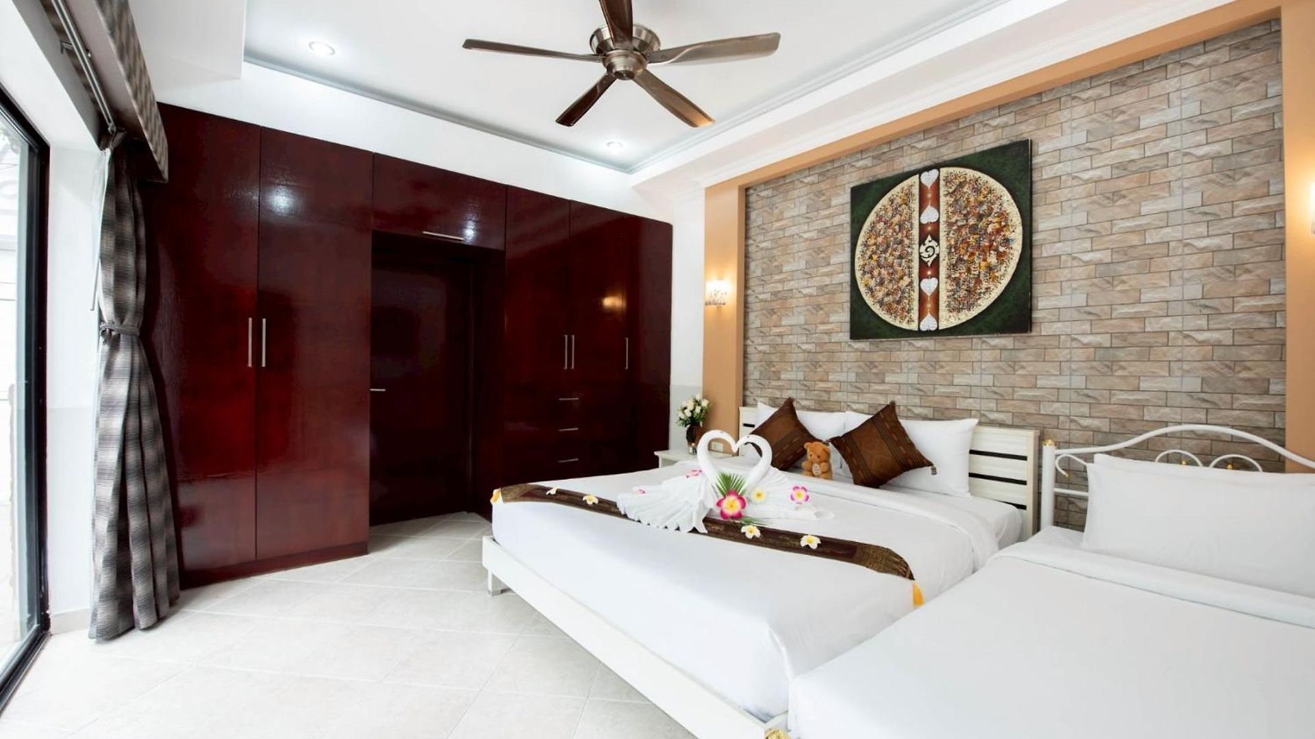 Mm Pool Villa Pattaya