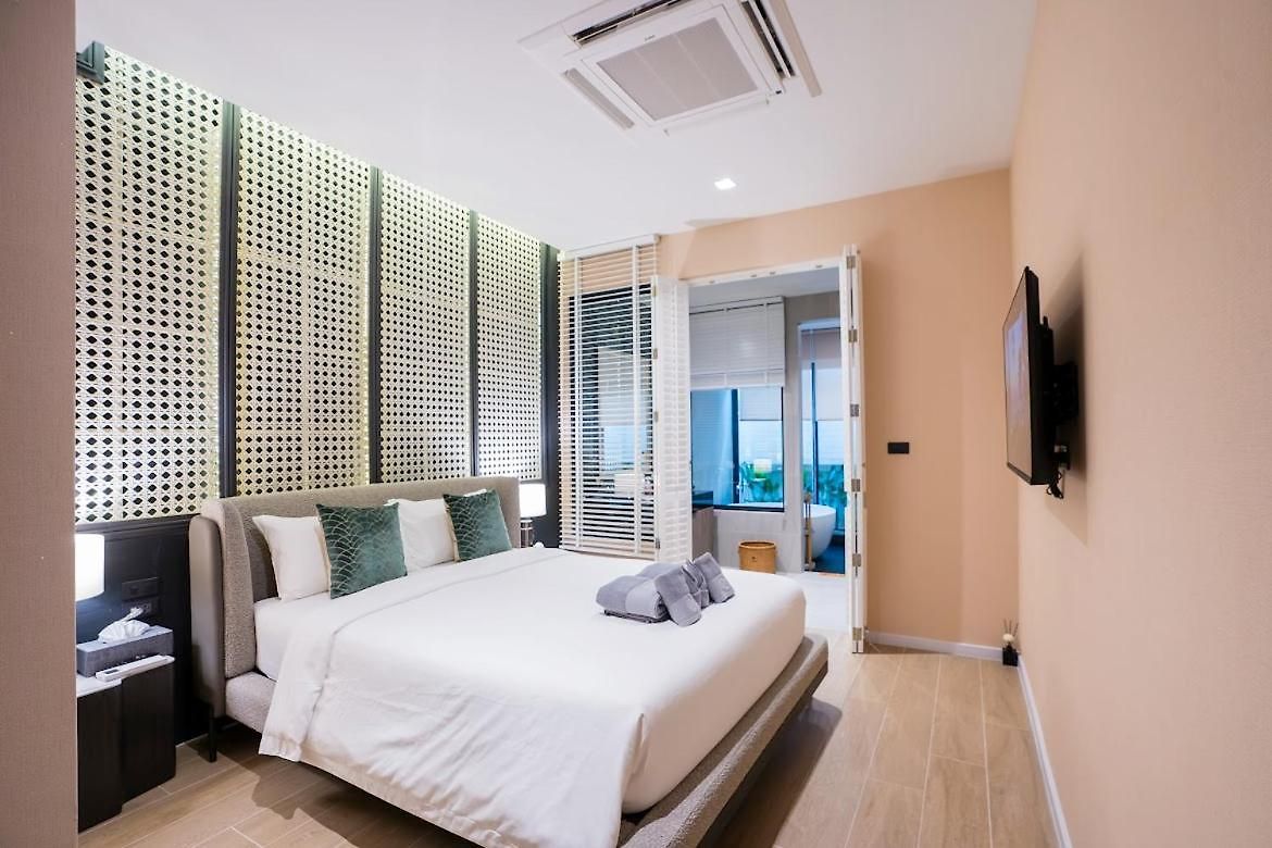Villa Moon 5-bedroom Luxury Pool