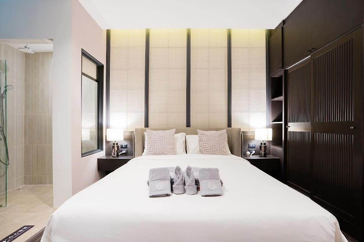 Moon 5-bedroom Luxury Pool Pattaya