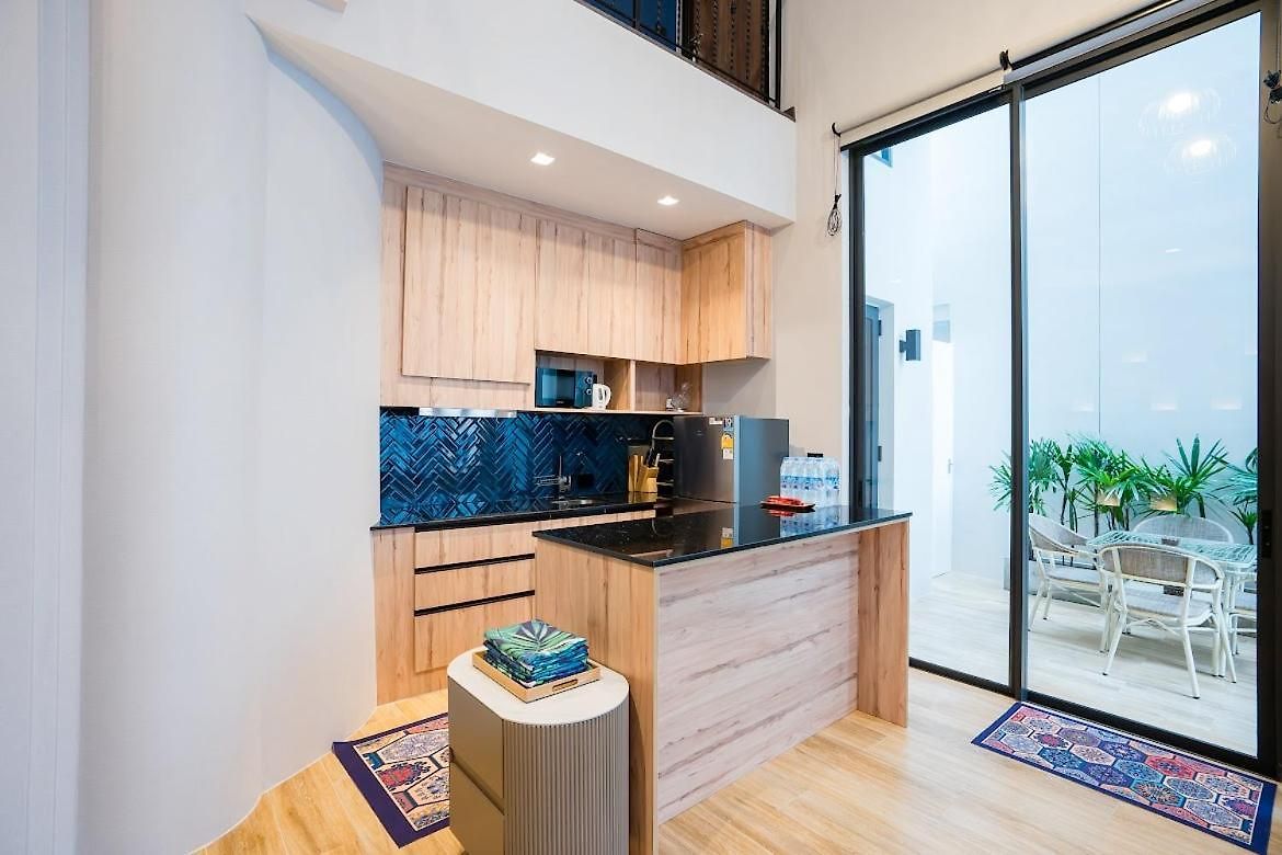 Moon 5-bedroom Luxury Pool Pattaya