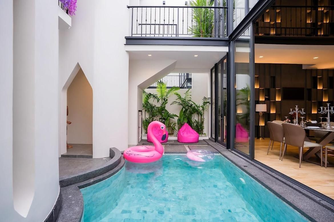 Moon 5-bedroom Luxury Pool * Pattaya