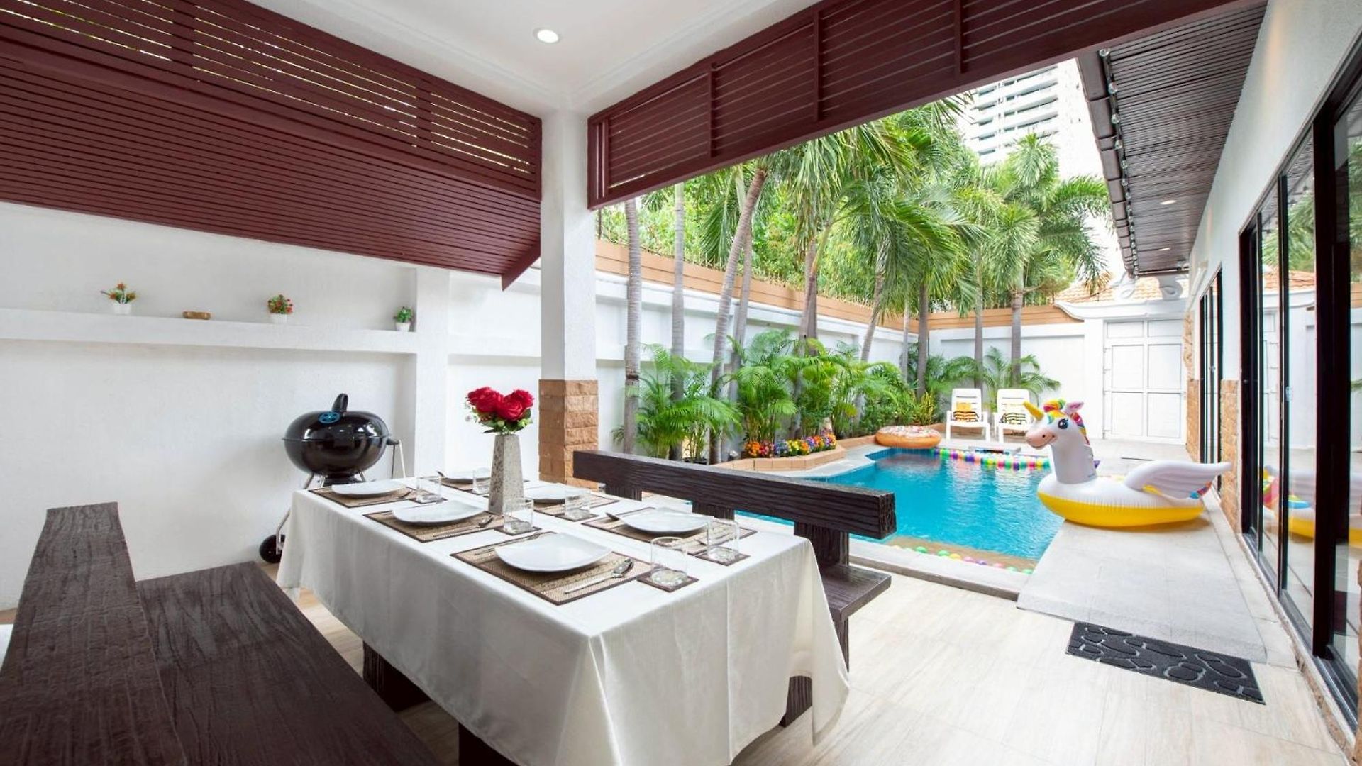 Mm Pool Pattaya