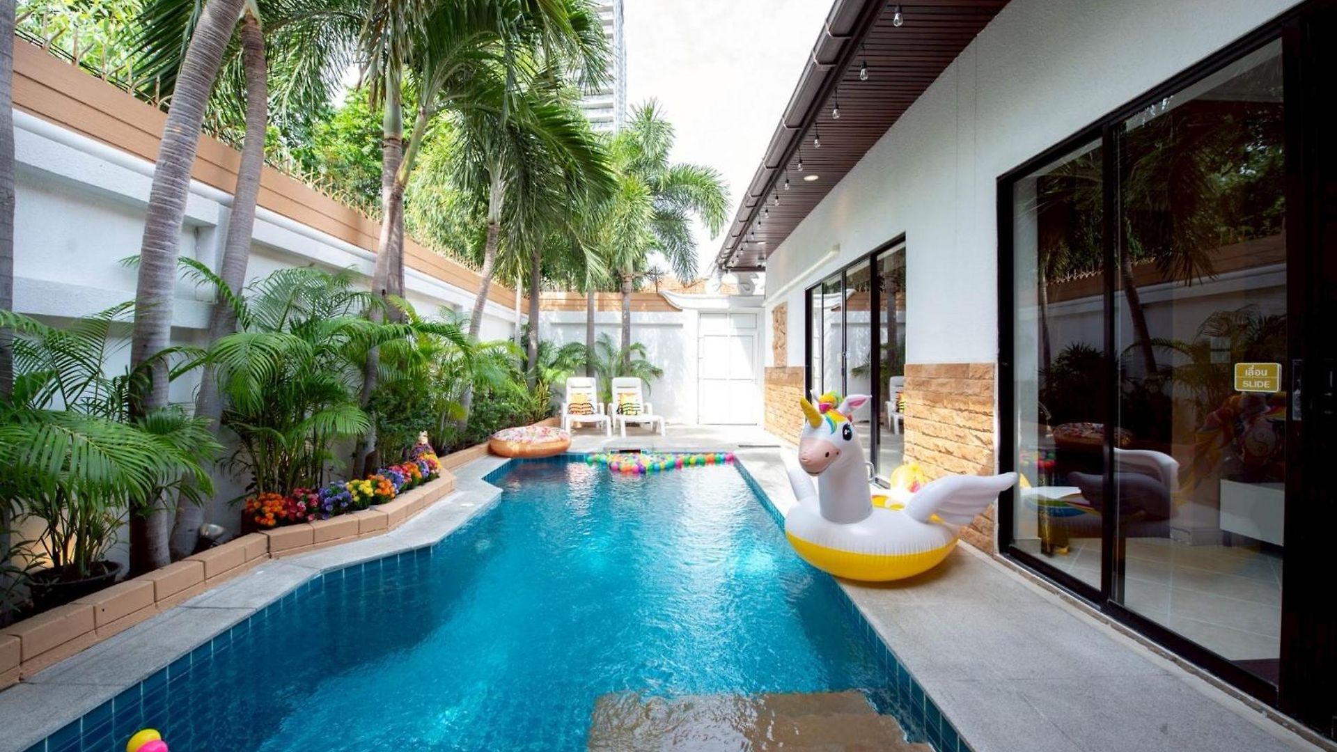Mm Pool * Pattaya