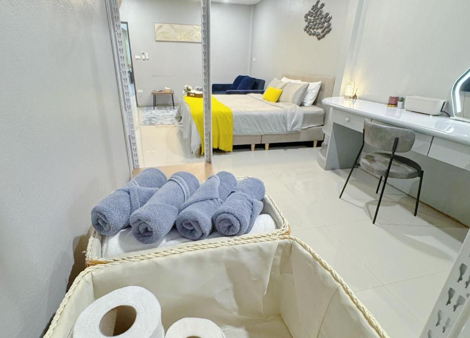 Sun And Moon House Pattaya