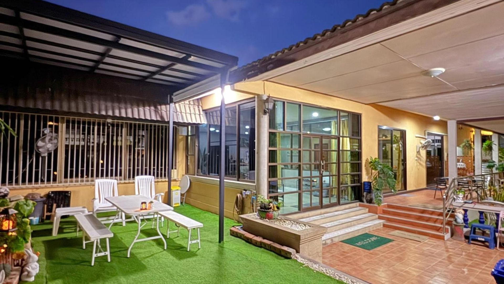 Villa Sun And Moon House Pattaya