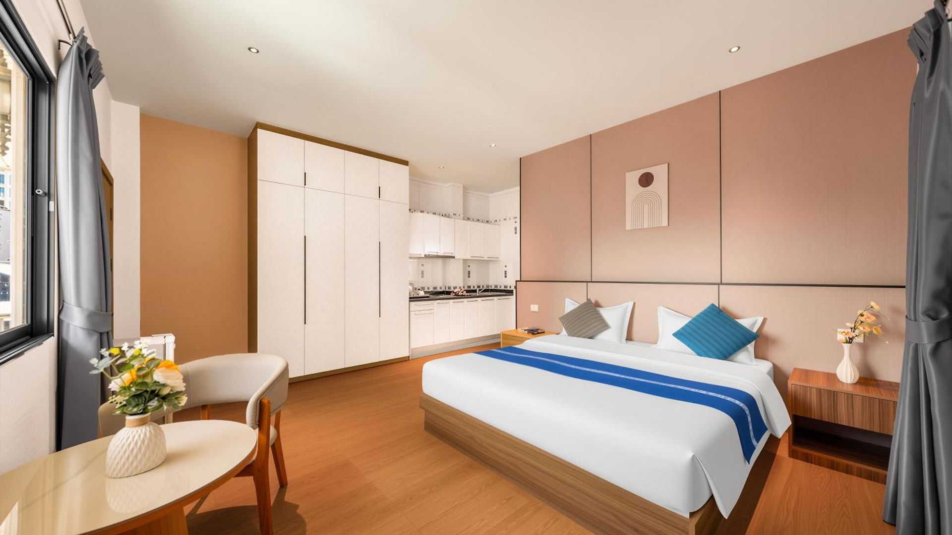 Selina Place Hotel 3*