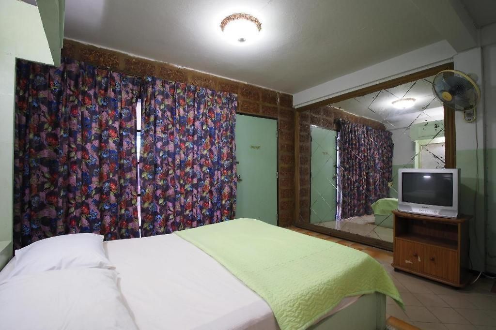 Hotel Oyo 1003 Naklua House 3*