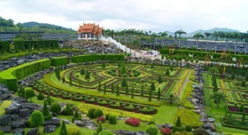 Oyo 1004 Naklua Mansion Hotel Pattaya