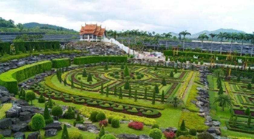 Oyo 1004 Naklua Mansion Hotel Pattaya
