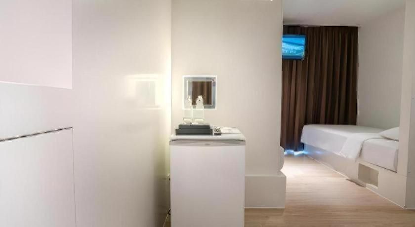Mood Hotel
