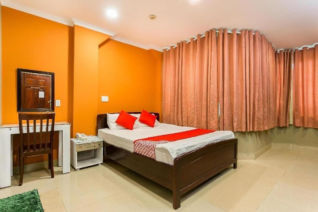 Naza Orchid Hotel 2*