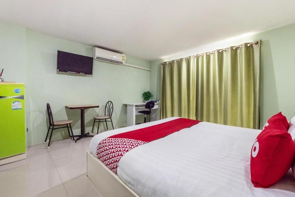 โรงแรม V Place 3*