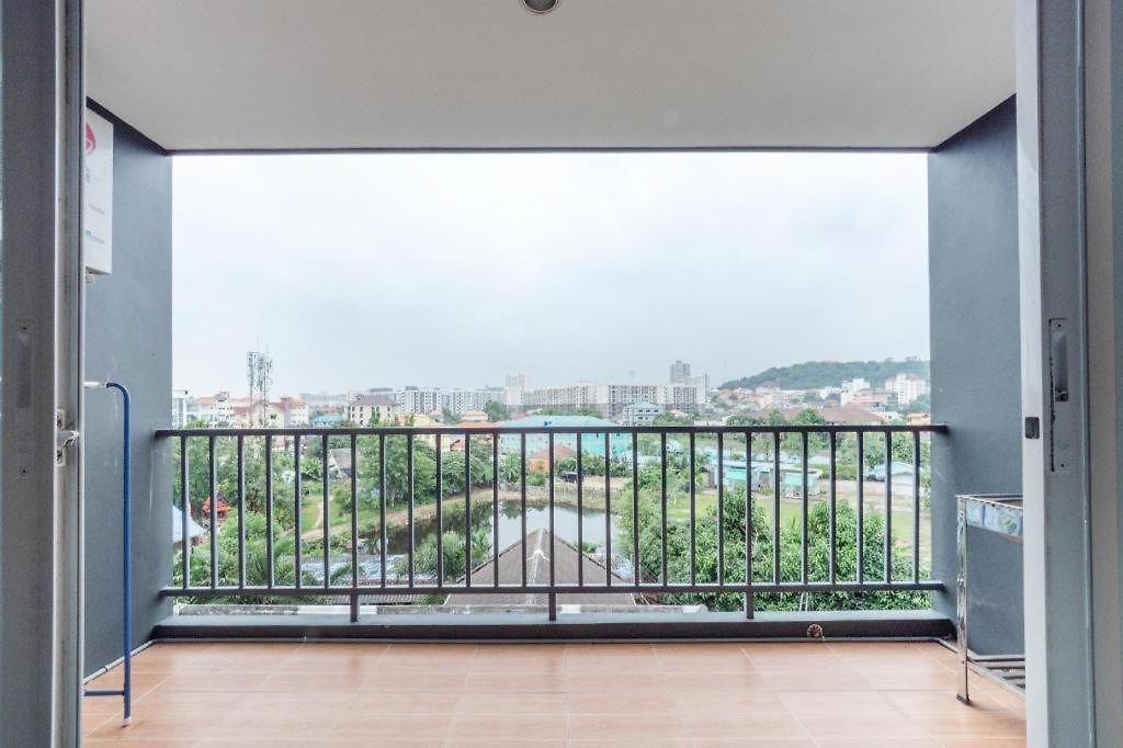 V Place โรงแรม Pattaya