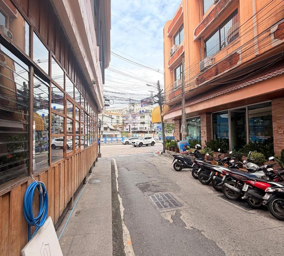 Nine Blue Boutique