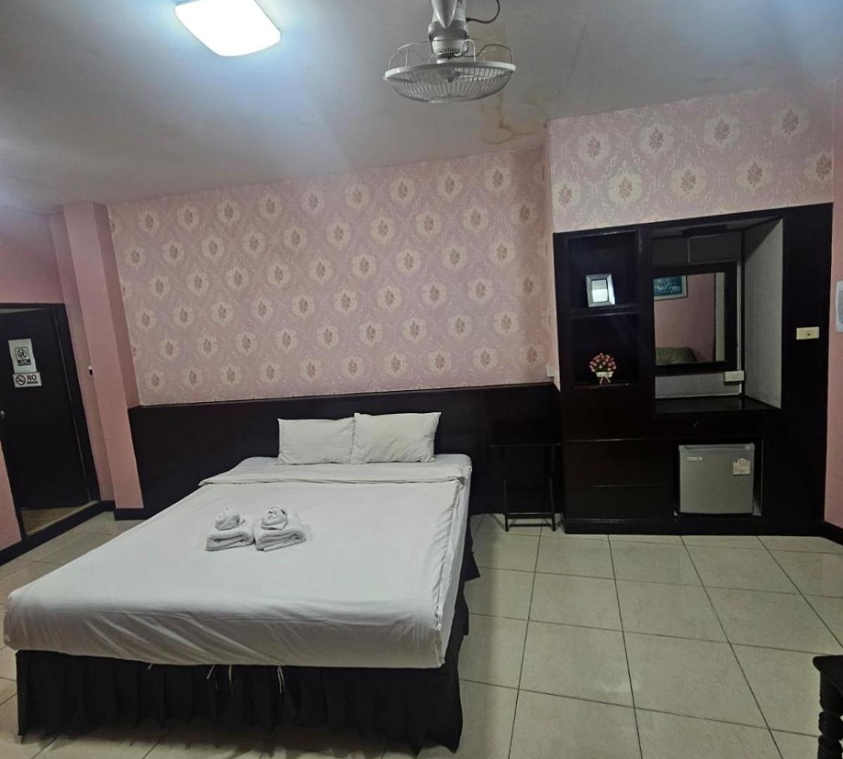 Nine Blue Boutique Hotel 3*