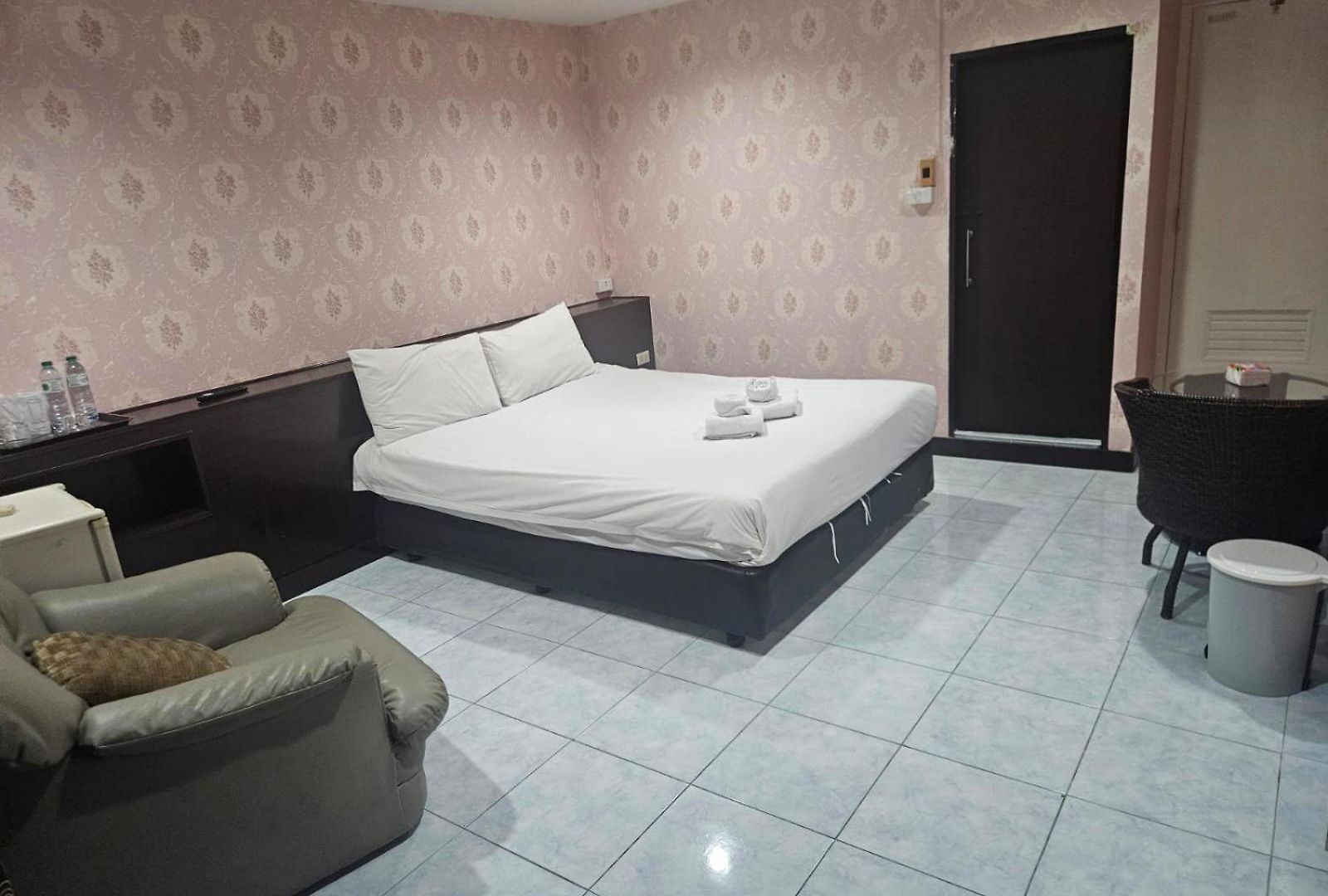 Hotel Nine Blue Boutique