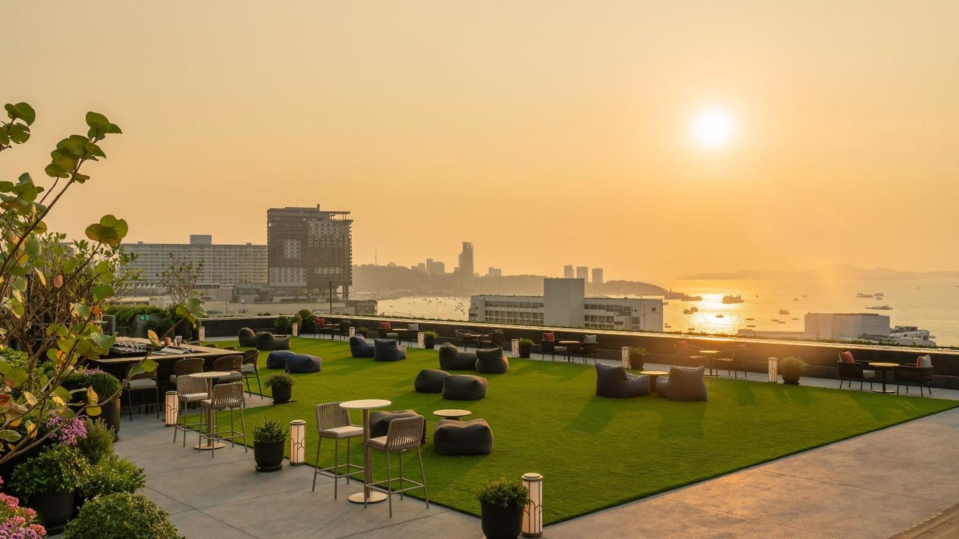 Melia Hotel 5*
