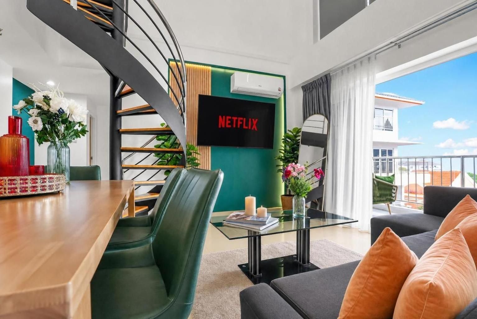 Apartment Luxurious Penthouse